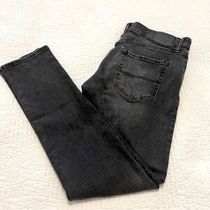 EUC Lucky Brand Mens 110 Slim Black Jeans 33x32